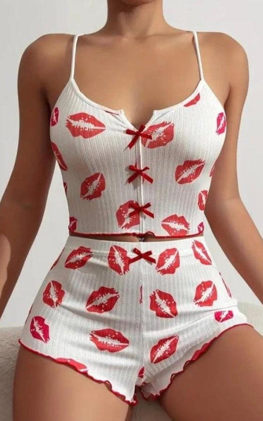 PIJAMA TENDENCIA BESOS | DIVAS