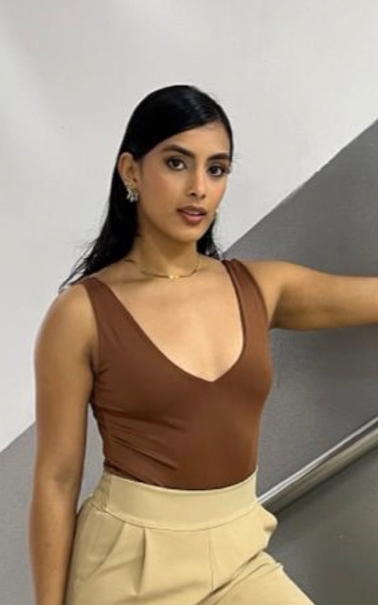 BODY TAMARA MARRÓN | NEFERTY