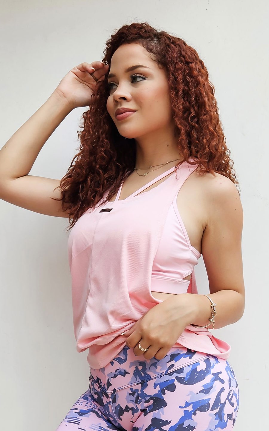 SUDADERA KELLER ROSADO | MYA LINE FITNESS