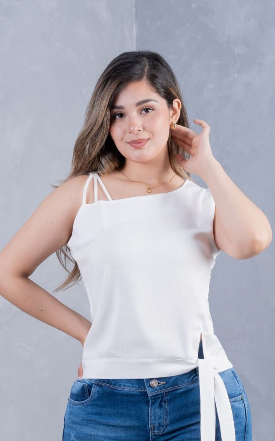 BLUSA BLANCA TIRAS | DELFIN ROSA
