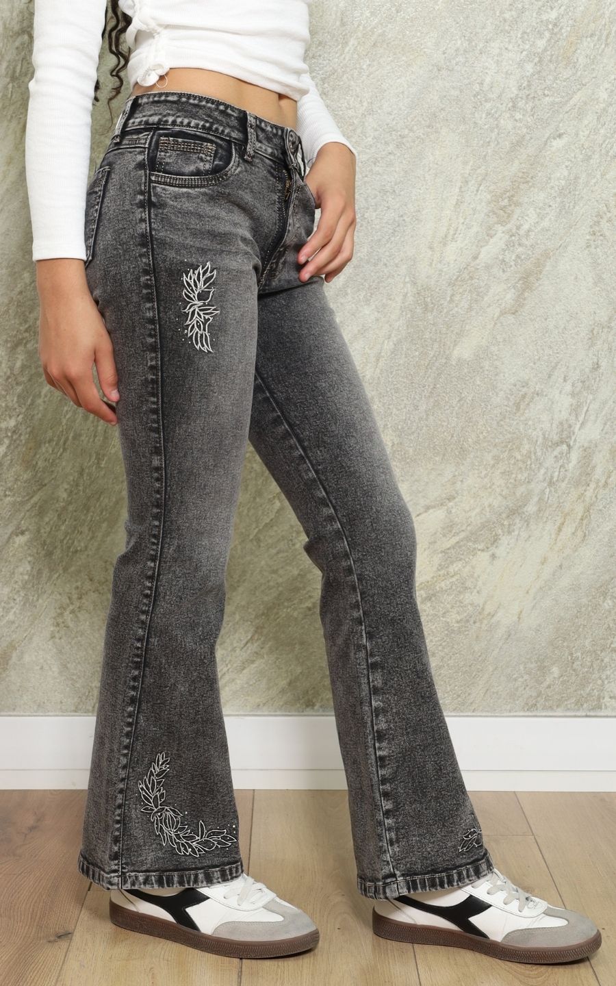 PANTALON FLARE NEGRO GRAFITO | GARIS GARISITAS
