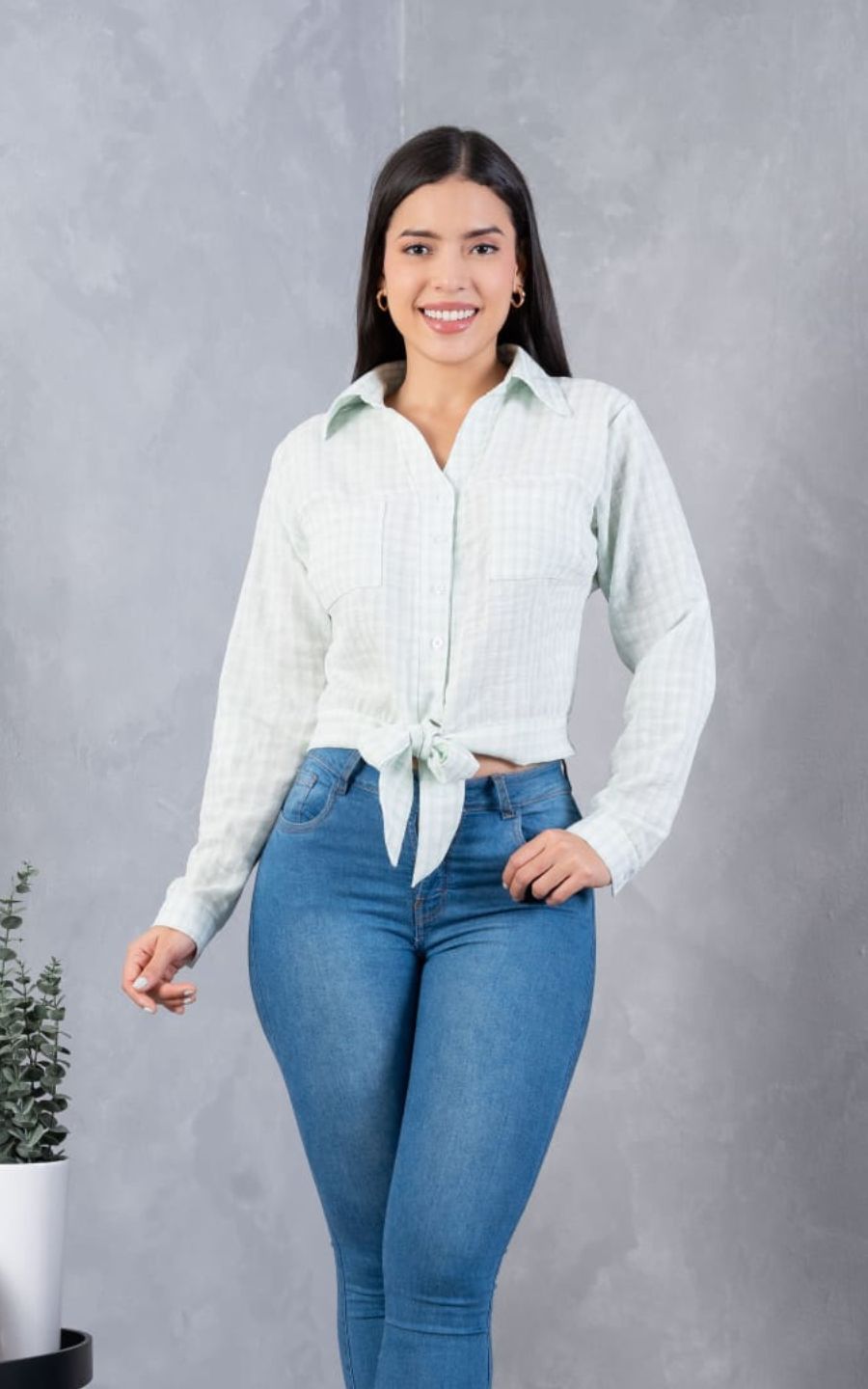 BLUSA BLANCA DETALLE | DELFIN ROSA